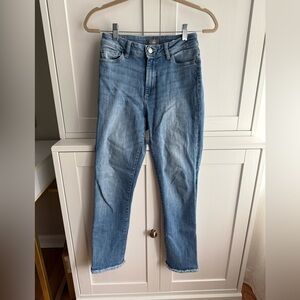 DL1961 Mara ankle high rise straight jeans size 26 light wash